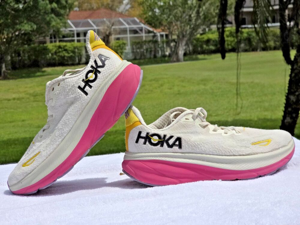 Hoka Clifton 9 Women's Size 8 D Mesh Eggnog/Blanc De Blanc Running Sneakers